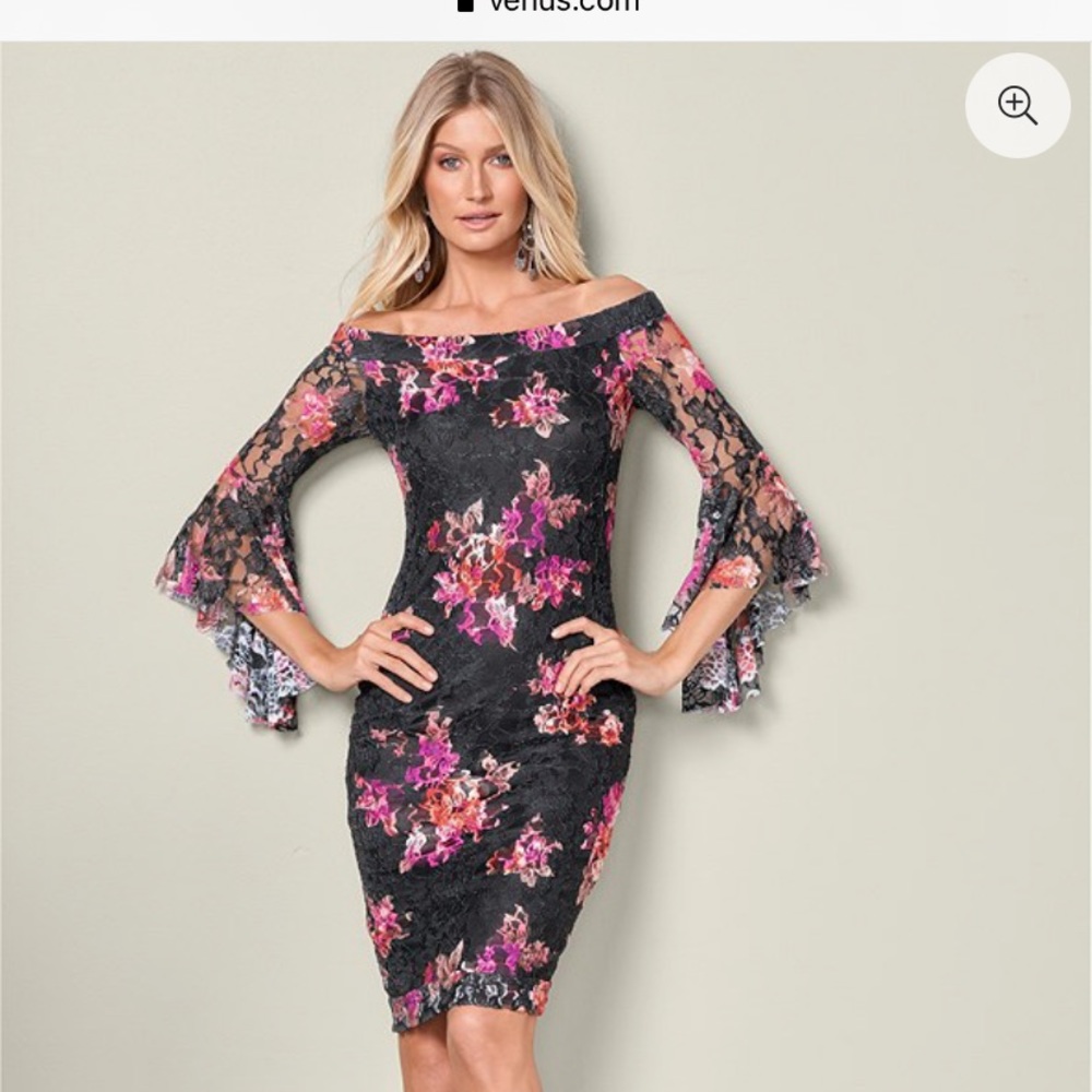 Venus dress size 18 NWOT